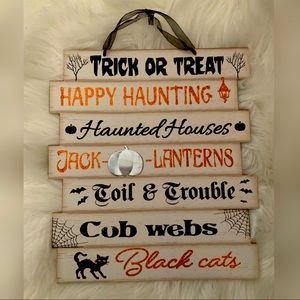 NEW Halloween trick or treat sign